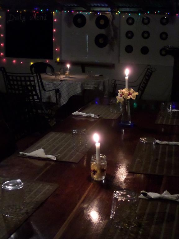 La Familia Guest House And Natural Farm Port Antonio Bagian luar foto